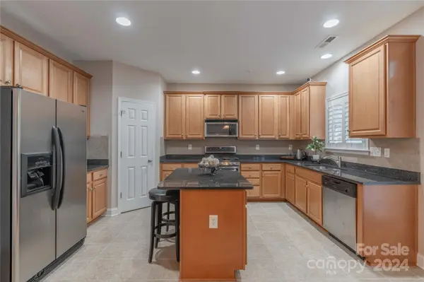 10816 Clark ST, Davidson, NC 28036