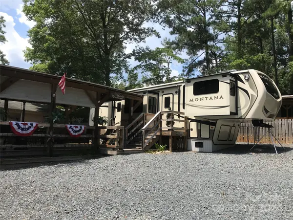 108 Crows Nest CT #H195, Mount Gilead, NC 27306