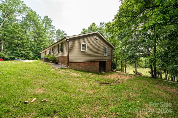 406 Georgetown RD Lenoir, NC 28645