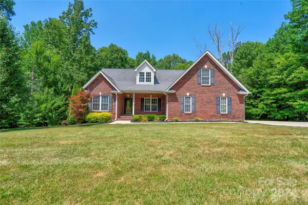 218 Mark Ryan LN,  Dallas,  NC 28034