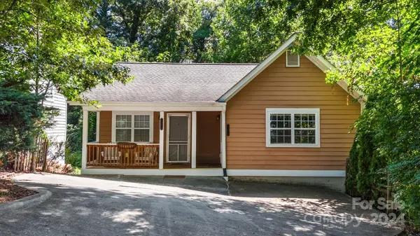 100 Unadilla AVE, Asheville, NC 28803