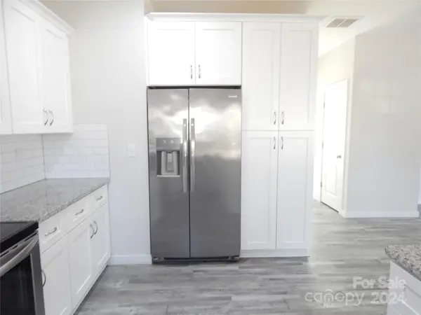 5637 Second ST, Charlotte, NC 28208