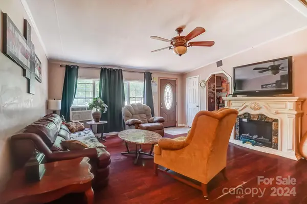 407 Red Dawn Estates TRL, Vale, NC 28168