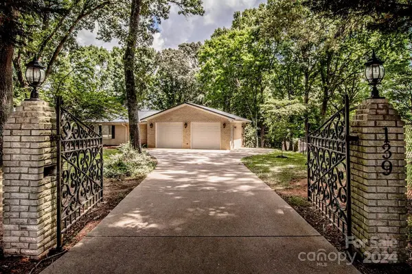 139 Didio CIR, Mooresville, NC 28115