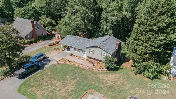 162 Pine Ridge TRL, Pinnacle, NC 27043