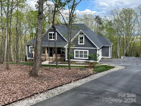 5695 Little Pkwy, Sherrills Ford, NC 28673