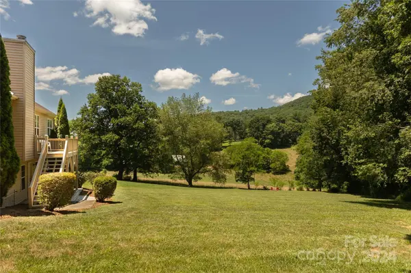 167 High Ridge DR #10, Mills River, NC 28759