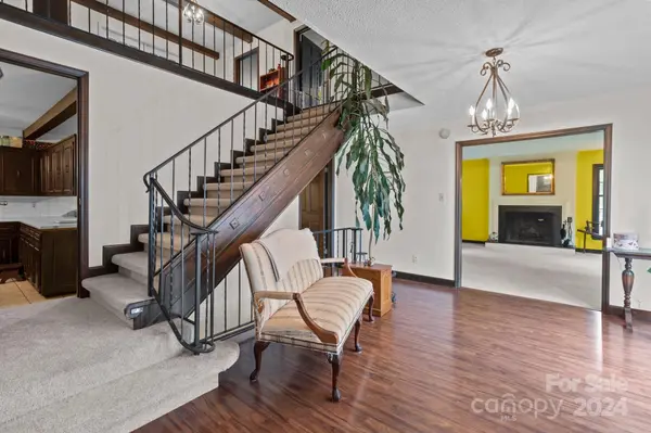 203 Valley ST, Statesville, NC 28677