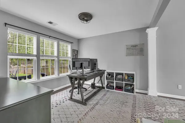 12209 Bobhouse DR Charlotte, NC 28277