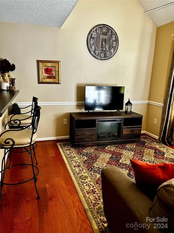 229 Linkside CT SE, Lenoir, NC 28645