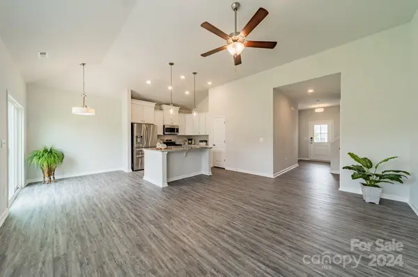 7204 Indigo WAY, Denver, NC 28037