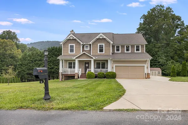 36 Carland DR, Arden, NC 28704
