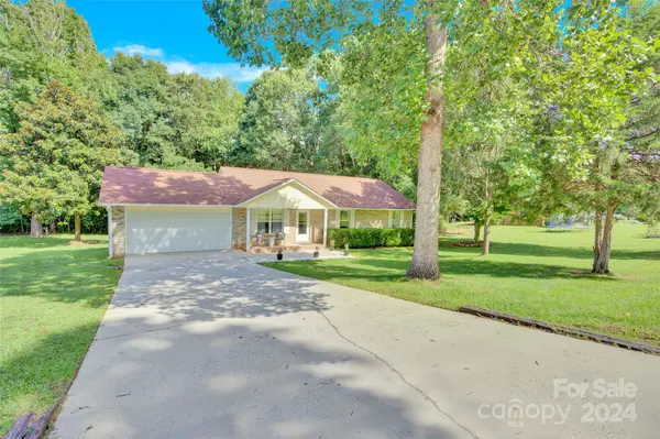 184 Autumn Leaf RD, Troutman, NC 28166