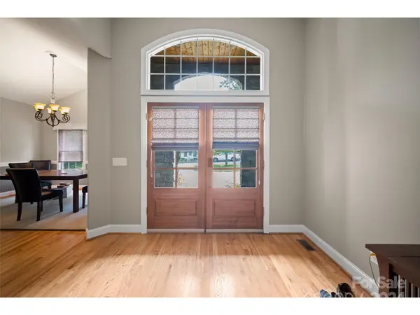 259 20th Avenue DR, Hickory, NC 28601