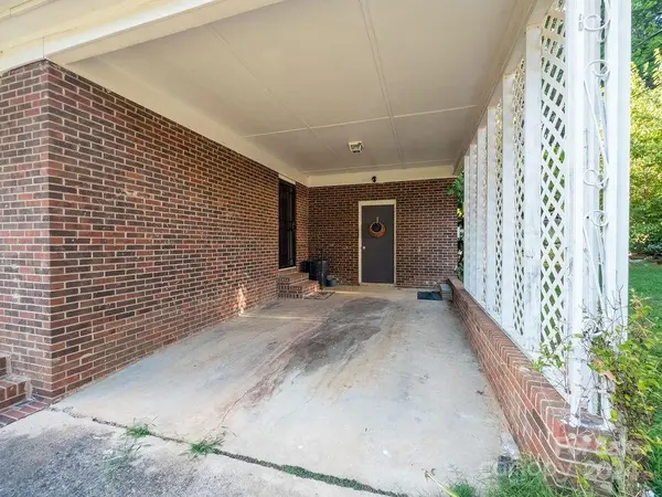 408 Witten LN, Gastonia, NC 28052
