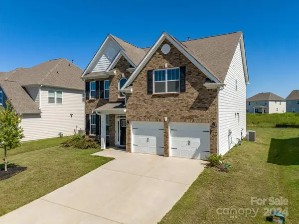4114 Moffre DR, Boiling Springs, SC 29316
