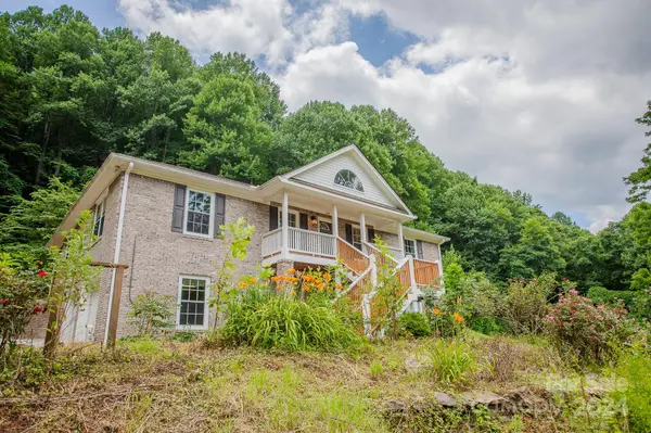 6758 Yellow Creek RD, Robbinsville, NC 28771