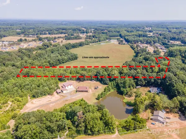156 Verna DR, Statesville, NC 28625