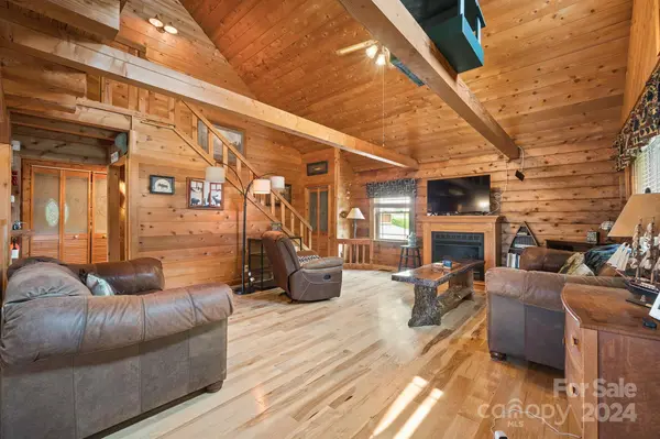 120 Shoreline LOOP, Mooresville, NC 28117