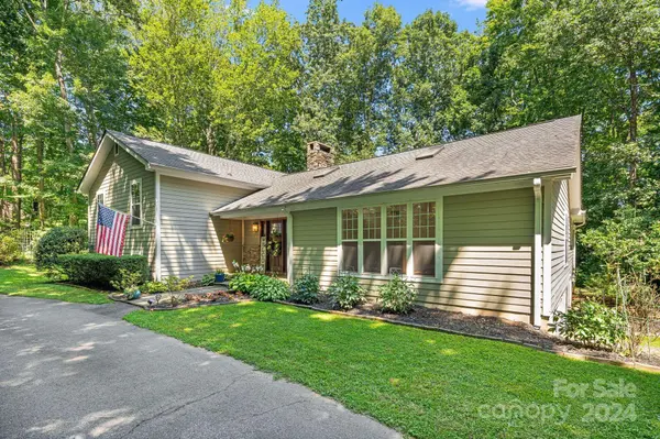 349 Foxhall RD,  Mills River,  NC 28759