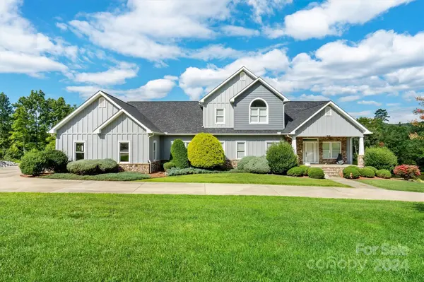 173 Mt Mitchell View CT #24, Nebo, NC 28761