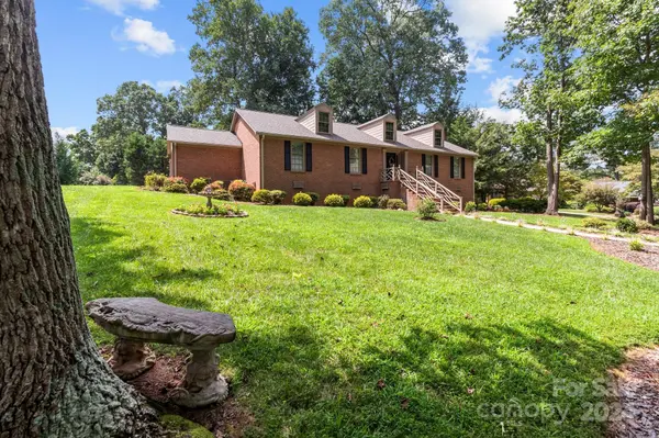 1910 Baker CT, Salisbury, NC 28146