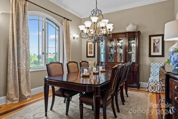 24 Mill Crest DR, Mills River, NC 28759