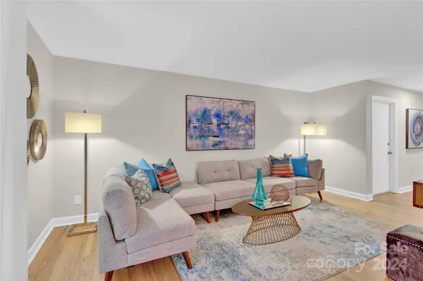 400 Queens RD #B1,  Charlotte,  NC 28207