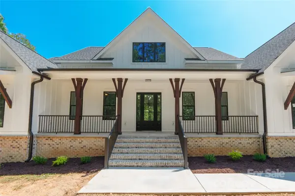 7015 Hannon LN, Lancaster, SC 29720
