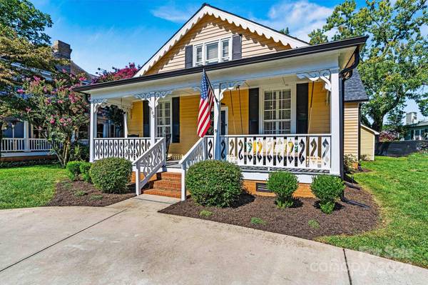 500 N Main AVE, Newton, NC 28658