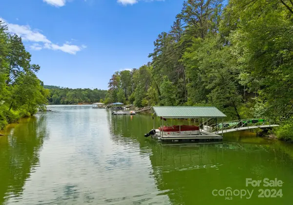 145 Decoy DR, Wilkesboro, NC 28697
