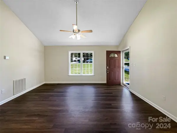 310 E Louisiana AVE, Bessemer City, NC 28016