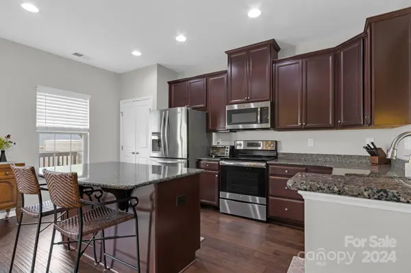 4012 Zilker Park DR, Charlotte, NC 28217