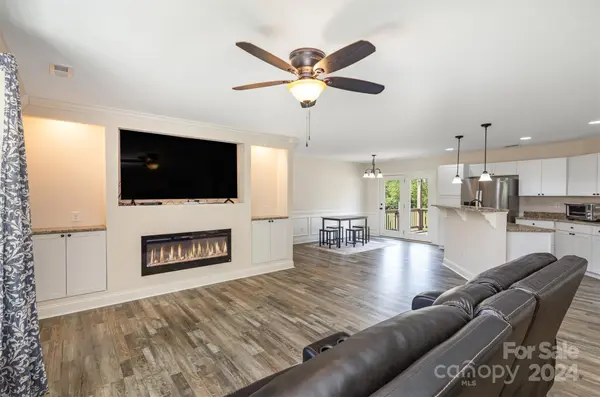 3018 Potter RD S, Waxhaw, NC 28173