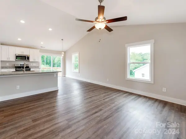 159 Forest Lake RD, Forest City, NC 28043
