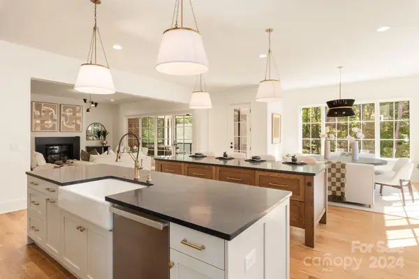 209 Crest CT, Weddington, NC 28104