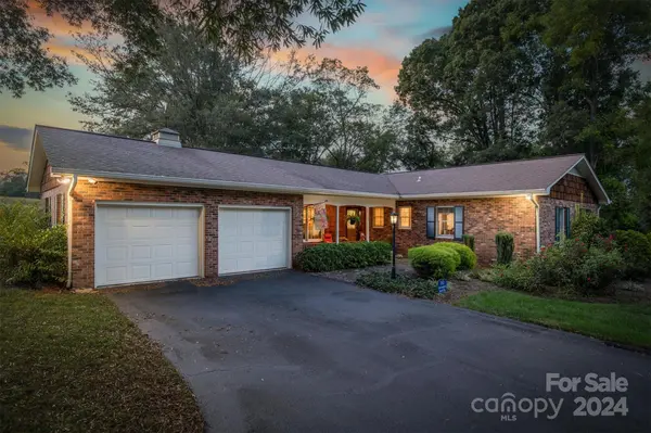 353 Horseshoe Bend RD, Hudson, NC 28638