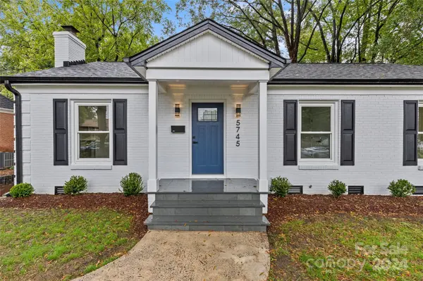 5745 Ruth DR, Charlotte, NC 28215