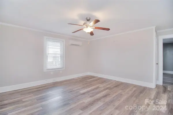 874 N Skyland DR, Mount Pleasant, NC 28124