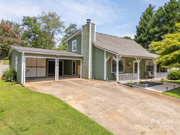 302 Aqua DR, Forest City, NC 28043