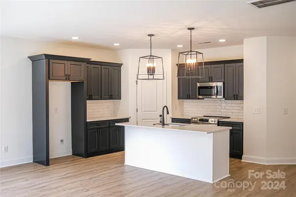 3060 Swallowtail LN #34, Kannapolis, NC 28083