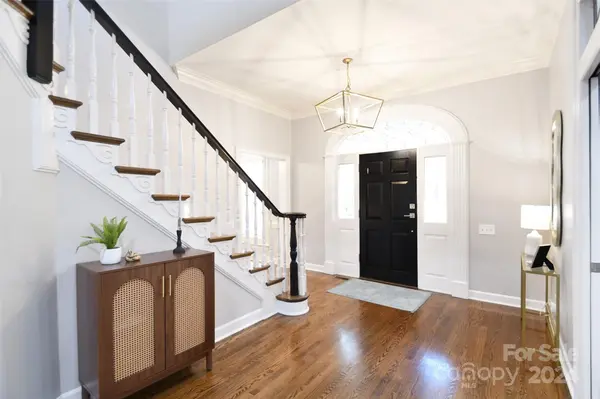 2508 Flintgrove RD, Charlotte, NC 28226