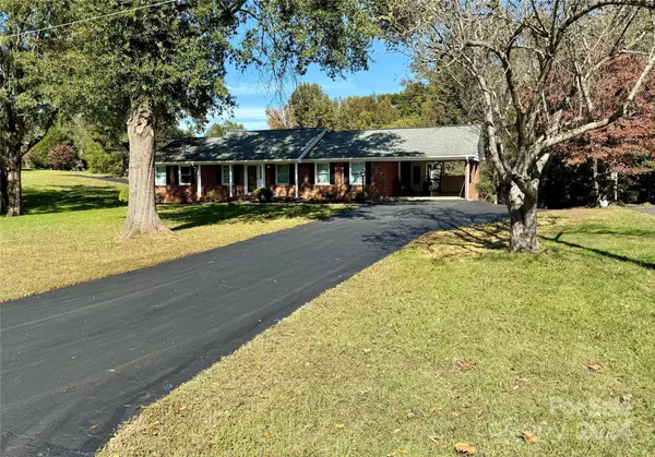 134 Cedar Ridge RD, Mocksville, NC 27028