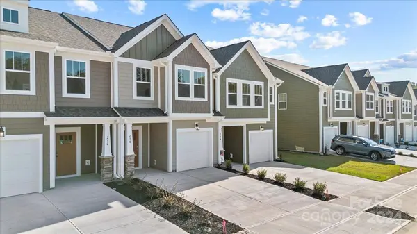228 Tippin TRL, Travelers Rest, SC 29690