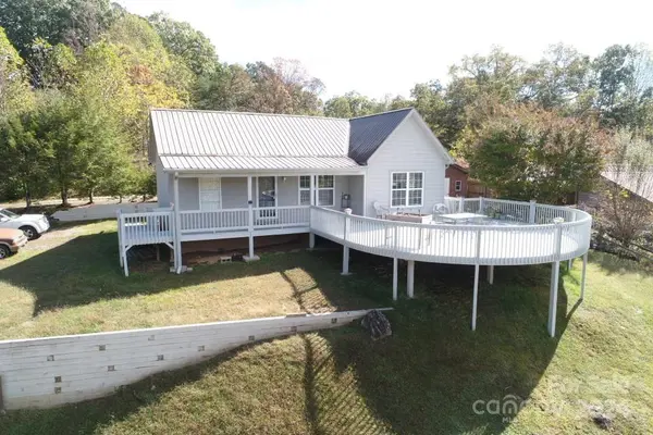 102 Charleston PL #10,  Bryson City,  NC 28713