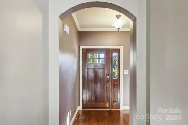 25 Jeff DR, Asheville, NC 28806
