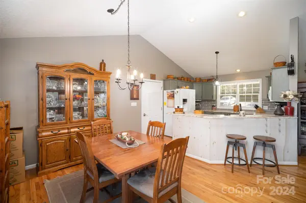 8525 Mt Harmony RD, Connelly Springs, NC 28612