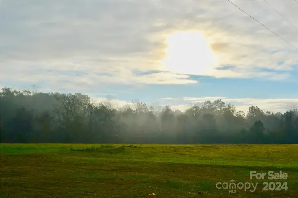 4298 Hudlow RD, Rutherfordton, NC 28139