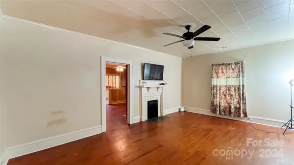 66 4th ST NW, Concord, NC 28027