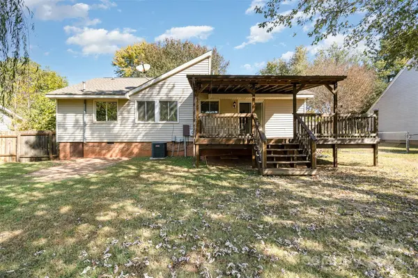 1316 Reid Harkey RD, Matthews, NC 28105